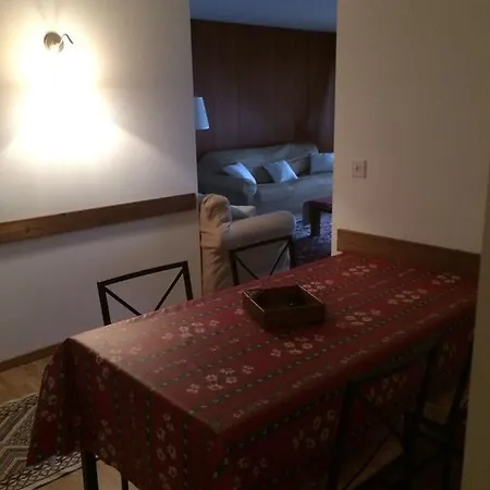Luxus-appartment Charlotte In Les Eperviers Crans-Montana